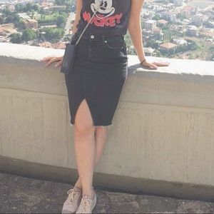 H&M black denim skirt